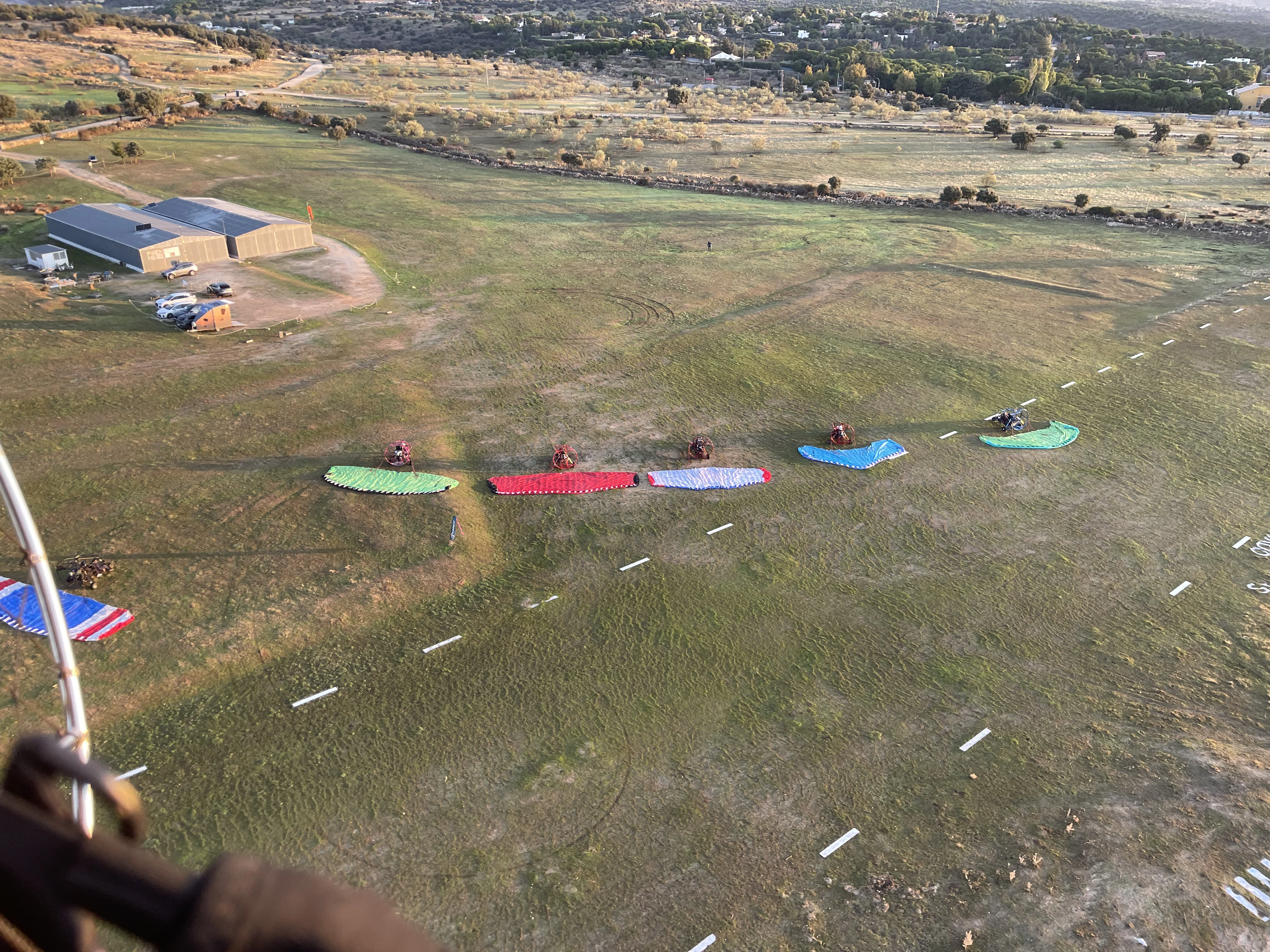 Vuelos en grupo y actividades en ParamotorMadrid