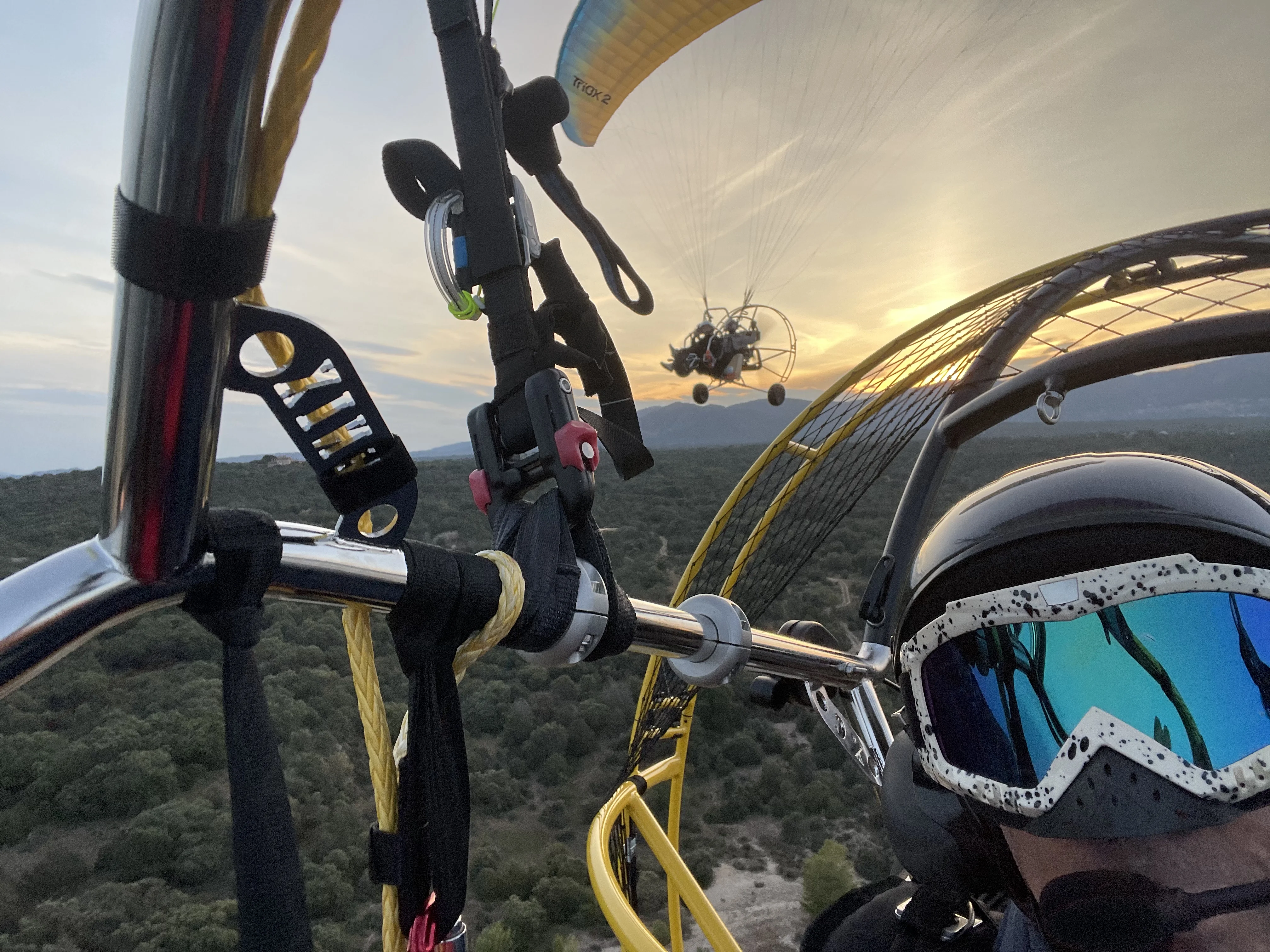 Escuela de paramotor y paratrike en Valdemorillo (Madrid)